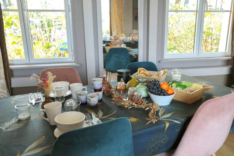 Réserver une chambre avec petit déjeuner issu de produits locaux à Yvetot près de Rouen
