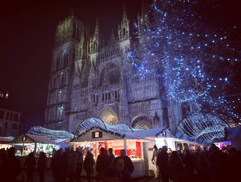 Savourez la féérie du marché de Noël à Rouen chez Menadel
